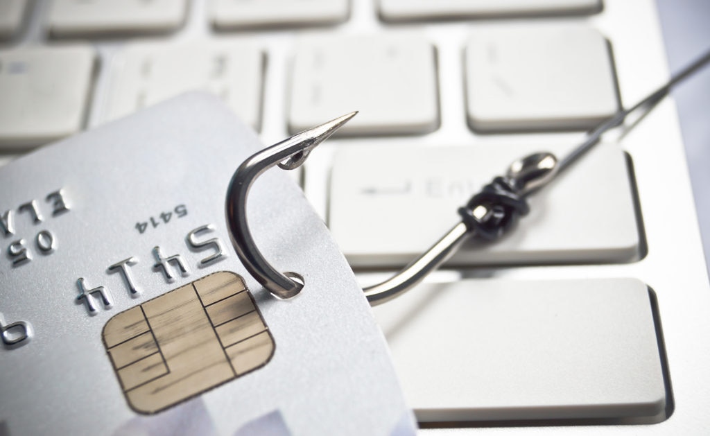 Cómo identificar modalidades de fraude online y mediante el uso de tarjetas