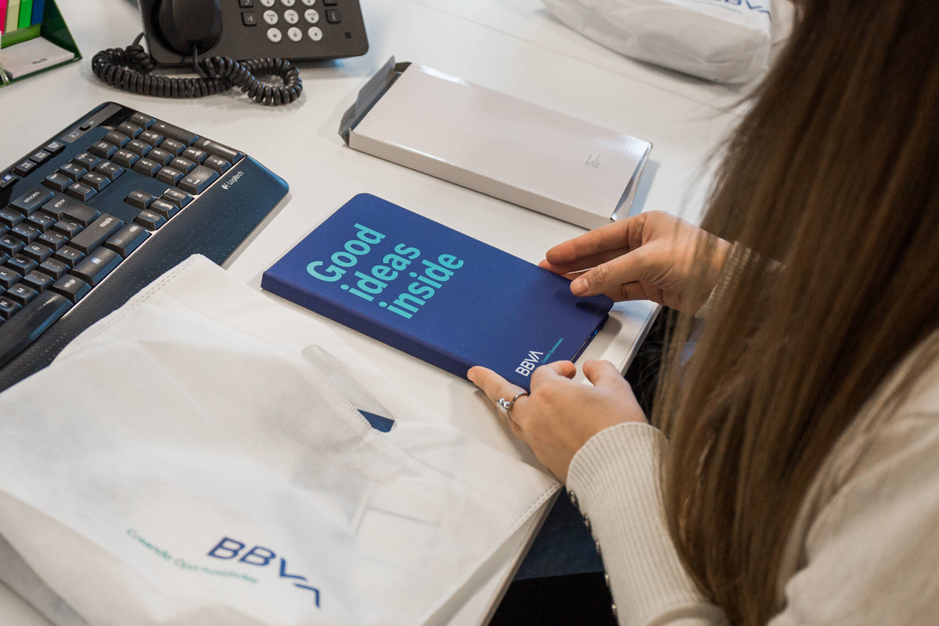 Torre BBVA Argentina los equipos de trabajo experimenten la nueva identidad corporativa. Torre BBVA Argentina los equipos de trabajo experimenten la nueva identidad corporativa.