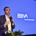 Alberto Charo en evento de nueva identidad de marca