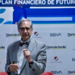 José Antonio Herce UNIVERSIDAD LOYOLAJORNADA ORGANIZADA POR GRUPOJOLY Y BBVA UNIVERSIDAD LOYOLA
JORNADA ORGANIZADA POR GRUPOJOLY Y BBVA ECONOMIA Imagen de José Antonio Herce UNIVERSIDAD LOYOLAJORNADA ORGANIZADA POR GRUPOJOLY Y BBVA UNIVERSIDAD LOYOLA JORNADA ORGANIZADA POR GRUPOJOLY Y BBVA ECONOMIA
