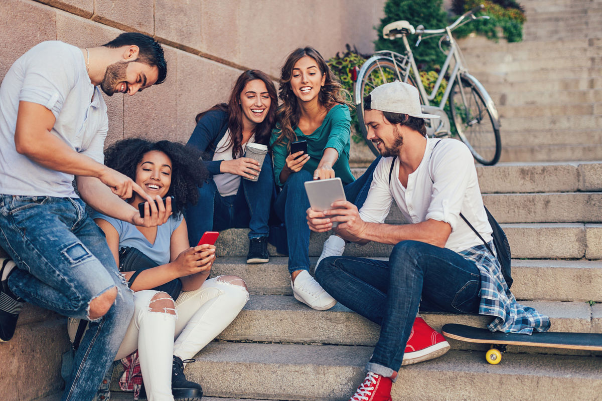 joevenes_adolescentes_smartphone_app_recurso_bbva