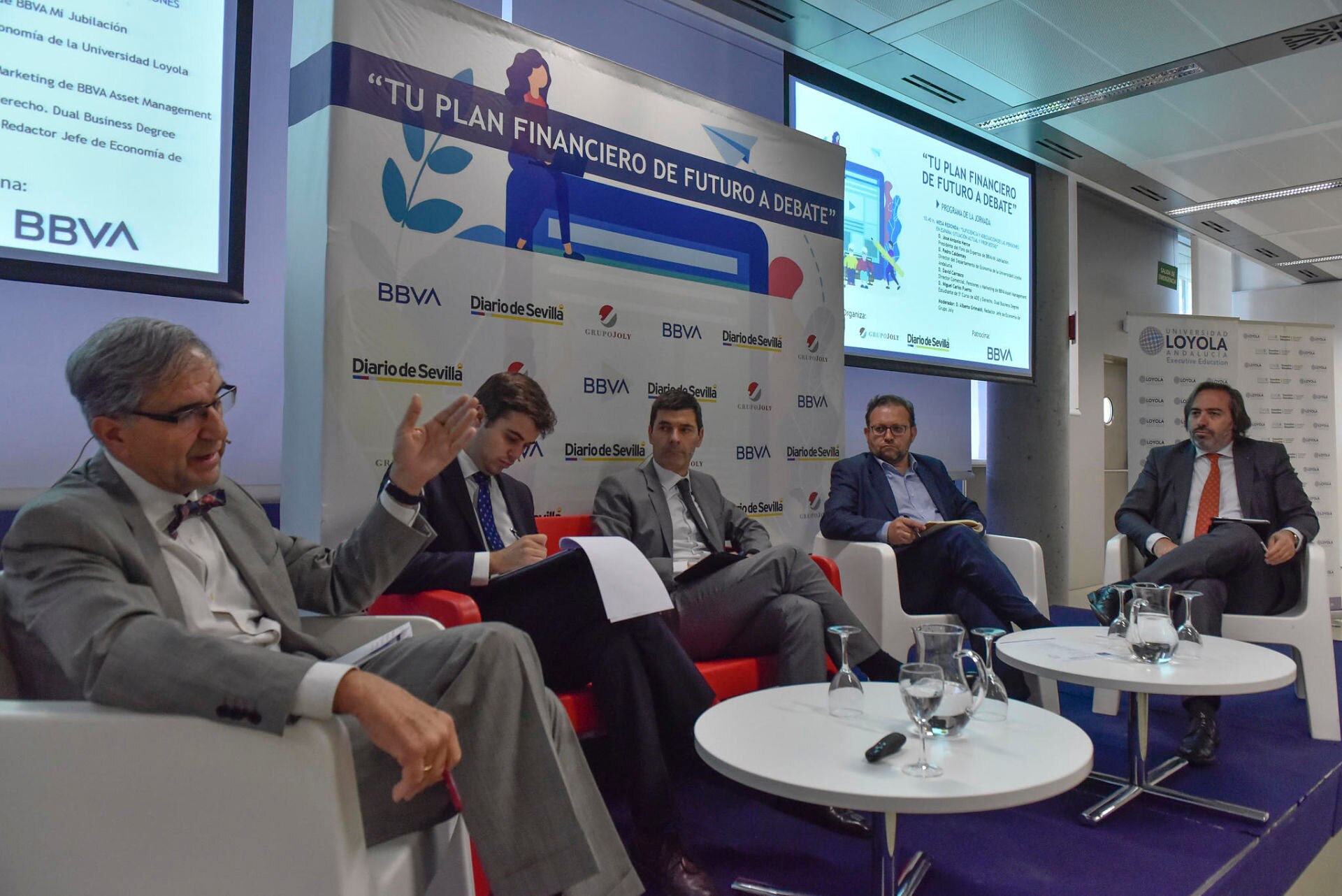 JORNADA ORGANIZADA POR GRUPOJOLY Y BBVA ECONOMIA JORNADA ORGANIZADA POR GRUPOJOLY Y BBVA ECONOMIA