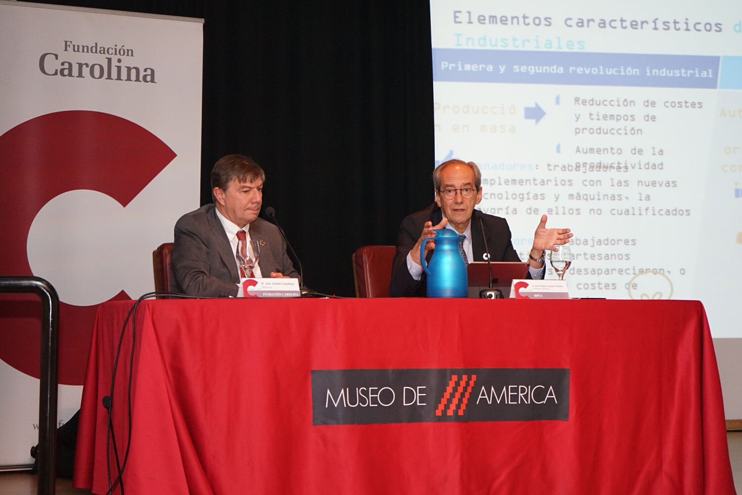 ose-manuel-gonzalez-paramo-futuro-empleo-bailando-con-robots-fundacion-carolina-despedida-becarios-recurso-bbva