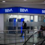 El cambio de la marca abarcará la red de 370 oficinas de BBVA en Colombia y de 1.300 cajeros automáticos en todo el país.