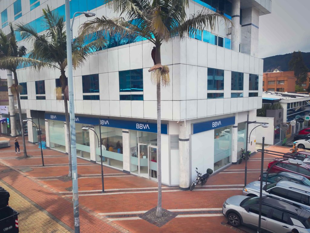 BBVA renueva su imagen en Colombia