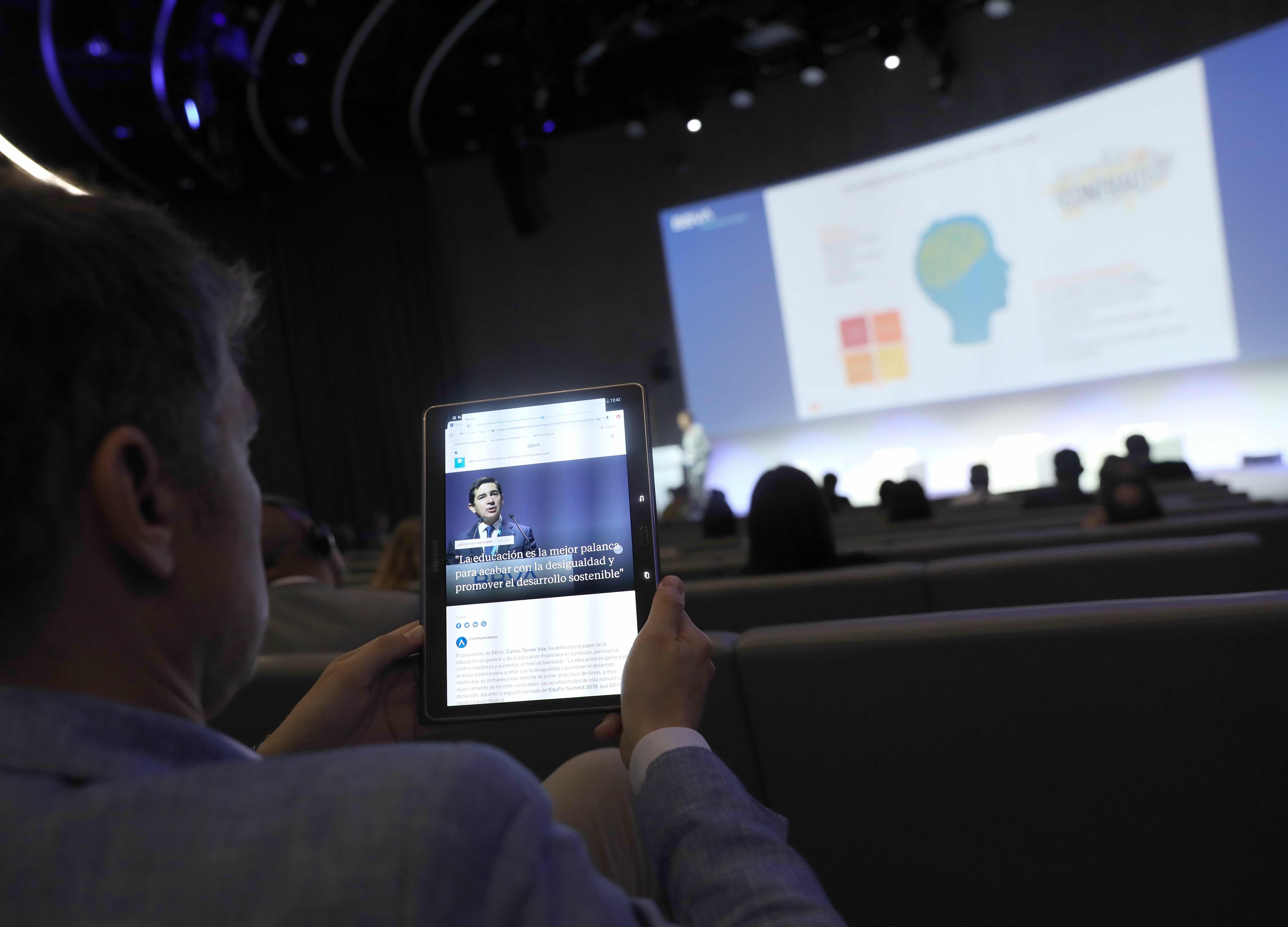 BBVA EduFin Summit 19_redes 2 BBVA EduFin Summit 19_redes 2
