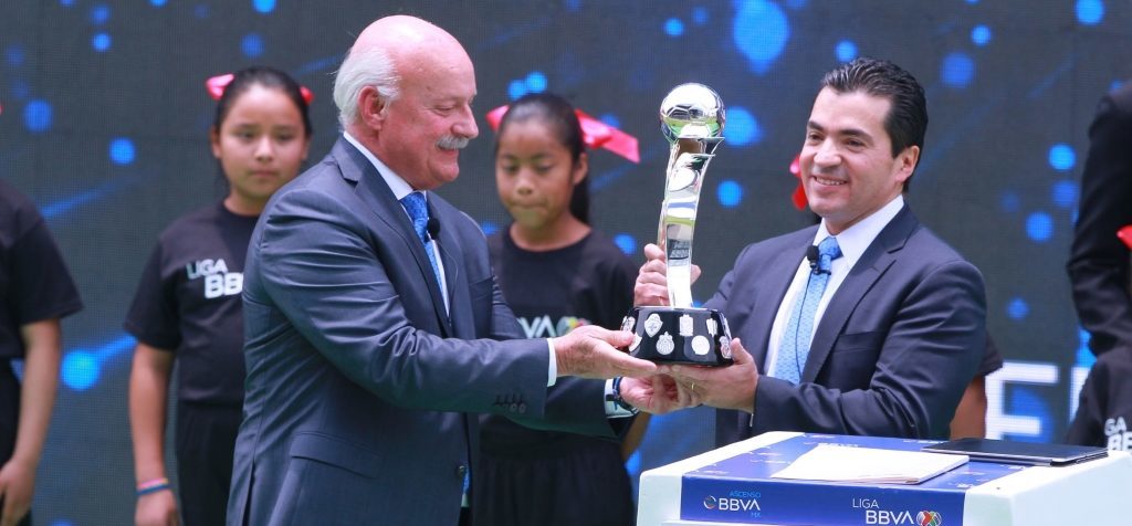 Trofeo Liga MX Femenil EduardoOsuna