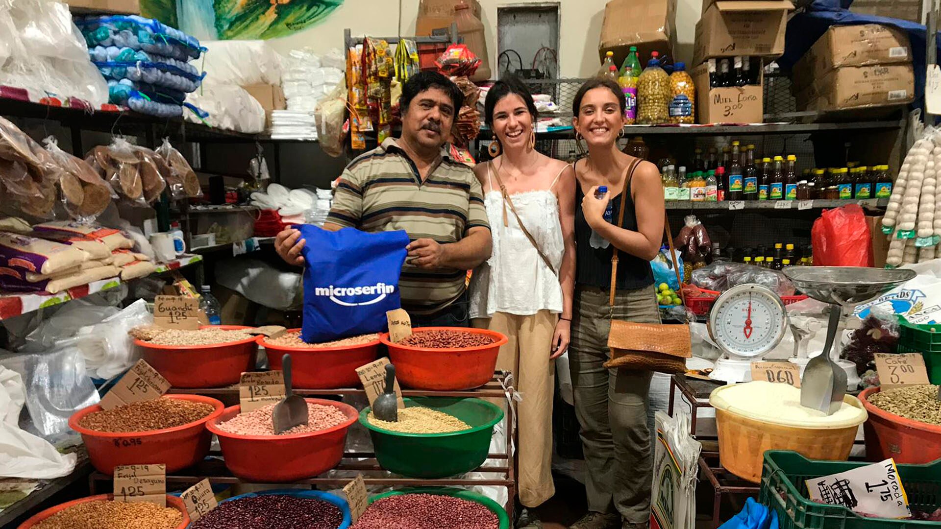 Fotografía de Becas DIME Fundación Microfinanzas BBVA
