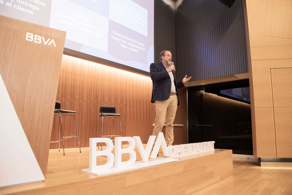 Juan Kindt, director de Desarrollo de Negocio de BBVA en Argentina, en BBVA Open Talent, Torre BBVA, Buenos Aires. Juan Kindt, director de Desarrollo de Negocio de BBVA en Argentina, en BBVA Open Talent, Torre BBVA, Buenos Aires.