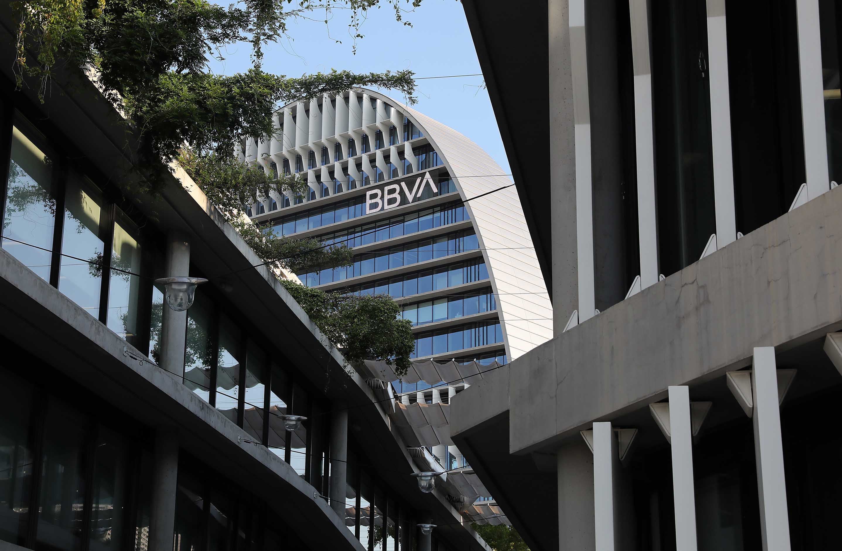 Edificio-de-La-Vela-en-Ciudad-BBVA Edificio-de-La-Vela-en-Ciudad-BBVA