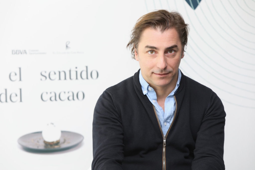 Jordi Roca en la presentación de El sentido del cacao Jordi Roca en la presentación de El sentido del cacao