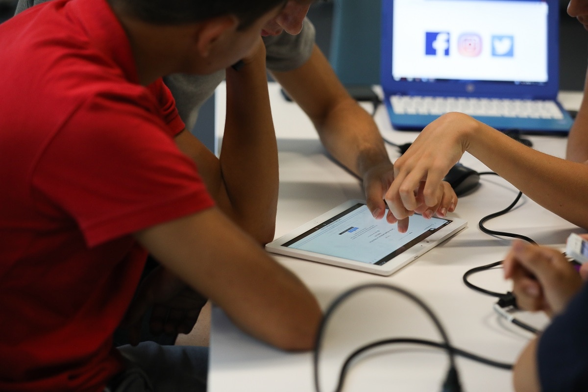 ciberseguridad-bbva-niños-talleres ciberseguridad-bbva-niños-talleres