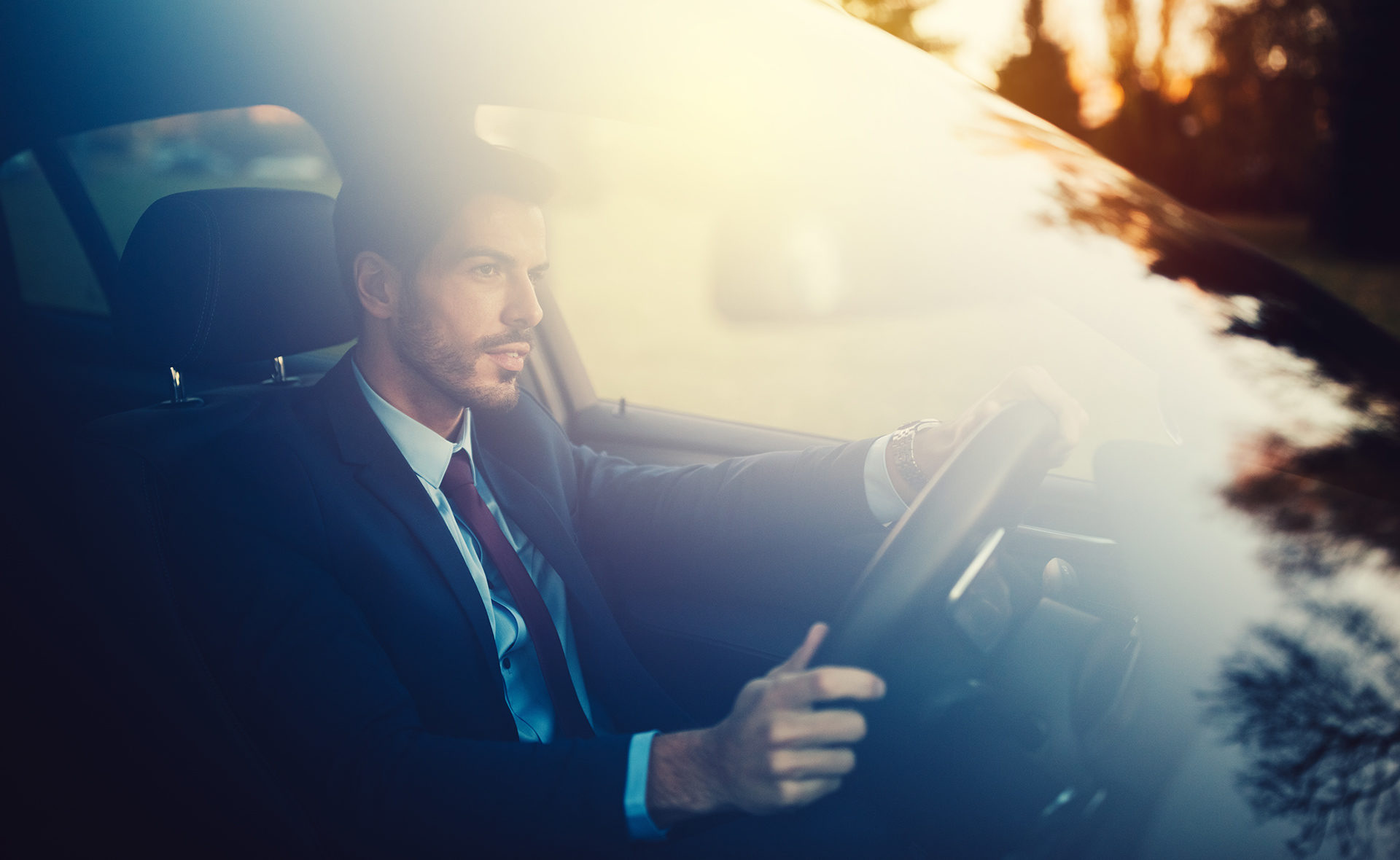 BBVA-Uber-transporte- conductor-hombre-coche