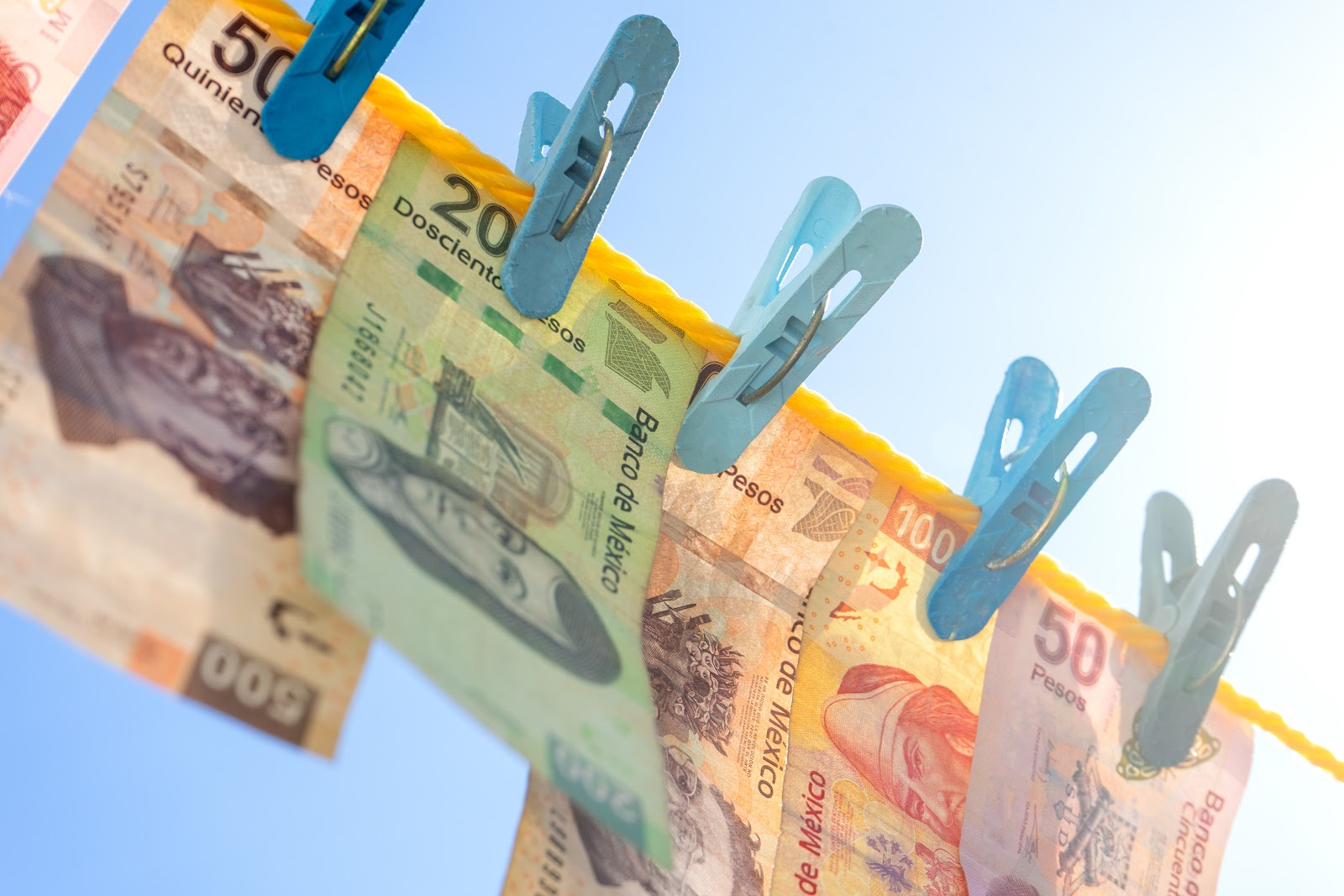 ¿Cómo cuidar los billetes para que conserven su valor? ¿Cómo cuidar los billetes para que conserven su valor?