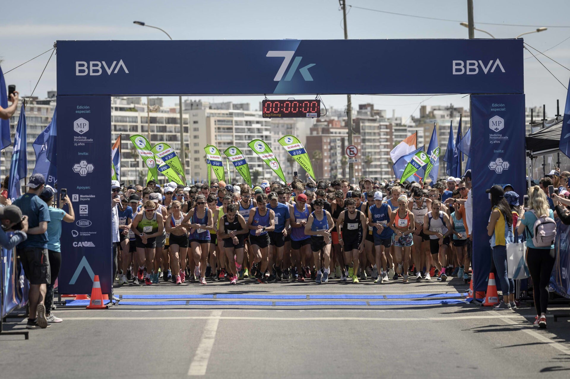 7K largada de la carrera en Montevideo