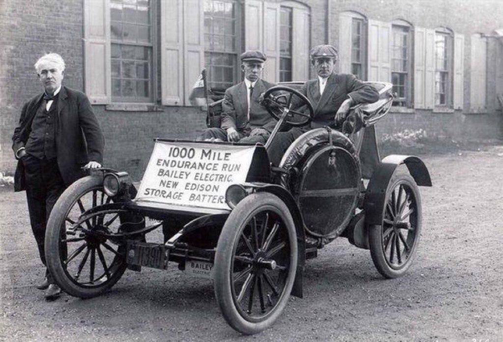 ¿Quién inventó el primer coche eléctrico? Hay que remontarse al siglo XIX