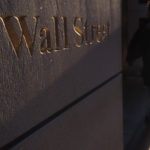 Calle_Pared_Banqueros_Wall Street Fotografía de pared en wall street BBVA