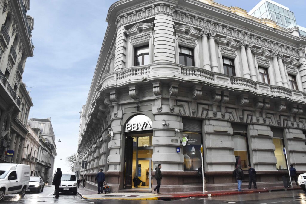 Sede BBVA Uruguay Sede BBVA Uruguay