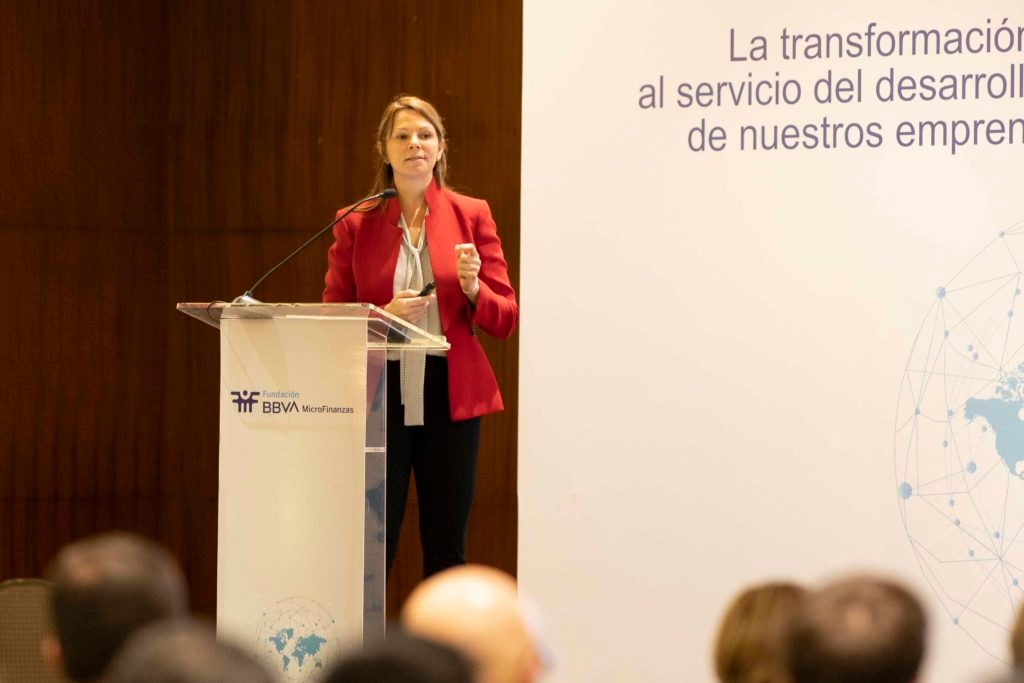 Ximena del Carpio, Banco Mundial, en las VI Jornadas Corporativas de la FMBBVA Fotografía de Ximena del Carpio, Banco Mundial, en las VI Jornadas Corporativas de la FMBBVA