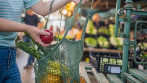 BBVA-Compra-Ecologia-alimentación-productos-fruta-sostenible-alimentos-supermercado