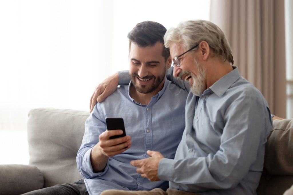 Tres herramientas financieras que se le pueden regalar a papá Tres herramientas financieras que se le pueden regalar a papá