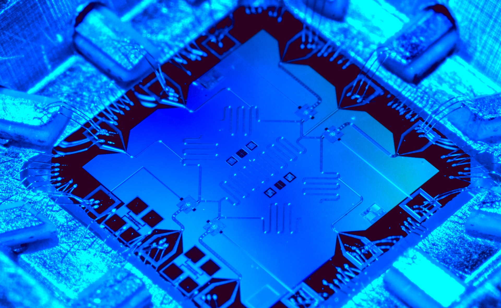 BBVA_computacion_cuantica-chip- BBVA_computacion_cuantica-chip-