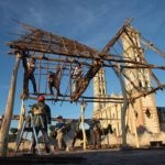 Construcción de La casa de todos de Ulises Matamoros