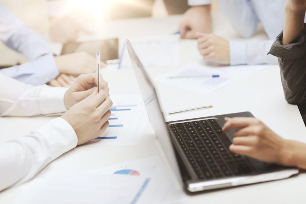 Hoy en día las empresas necesitan de la digitalidad para optimizar sus procesos y llevar su negocio un paso adelante en el mercado, aún más en momentos tan difíciles como los que ha traído el COVID-19. BBVA con el propósito de apoyarlas, identificó sus verdaderas necesidades e innovó en sus herramientas tecnológicas.