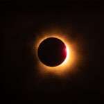 Cómo ver un eclipse solar de manera segura y sostenible