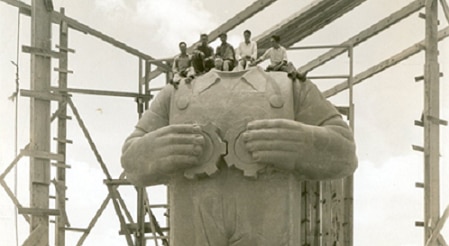 Monumental. Dimensión pública de la escultura. Beca de Arte BBVA