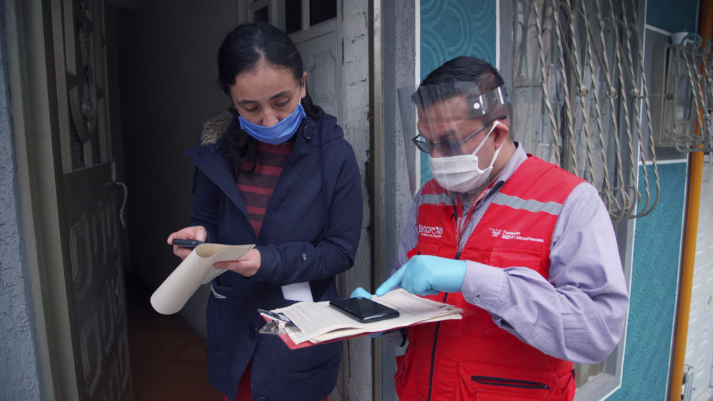 FMBBVA en Colombia lleva las ayudas públicas a las personas excluidas financieramente Fotografía de FMBBVA en Colombia lleva las ayudas públicas a las personas excluidas financieramente