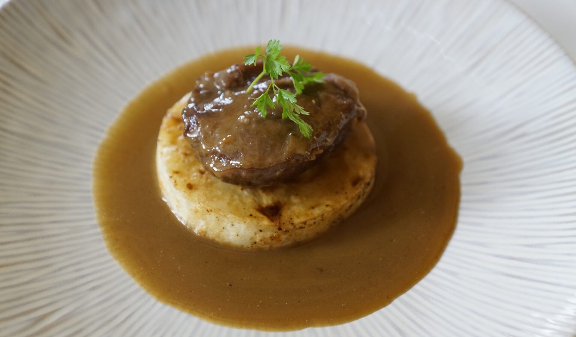 carrilleras-apionabo-receta-gastronomia-sostenible-bbva-celler