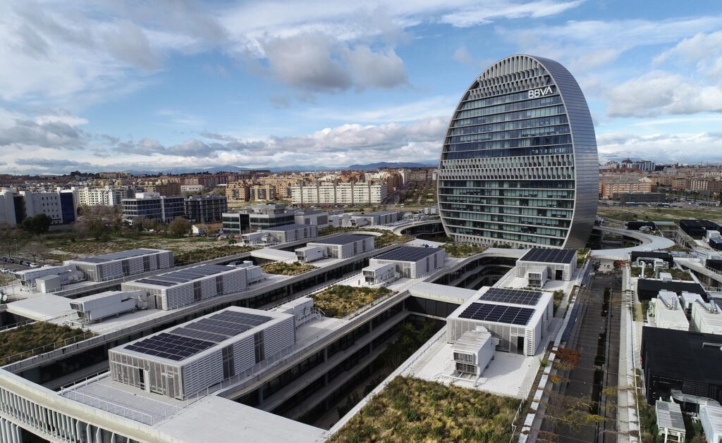 BBVA-Plan-General-Ecoeficiencia-energía-solar-sede-banco-recurso-vela-bbva- BBVA-Plan-General-Ecoeficiencia-energía-solar-sede-banco-recurso-vela-bbva-
