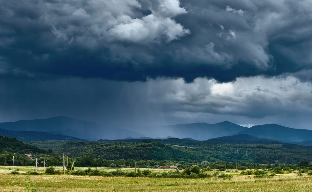ciclo-agua-naturaleza-recurso-bbva-sostenible-nubes-clima-tiempo-cambio-climático-lluvia ciclo-agua-naturaleza-recurso-bbva-sostenible-nubes-clima-tiempo-cambio-climático-lluvia