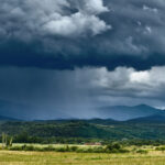 ciclo-agua-naturaleza-recurso-bbva-sostenible-nubes-clima-tiempo-cambio-climático-lluvia