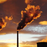 BBVA-efecto-invernadero-interior-sostenible-contaminación-gases-humos-planeta-cuidado-medioambiente