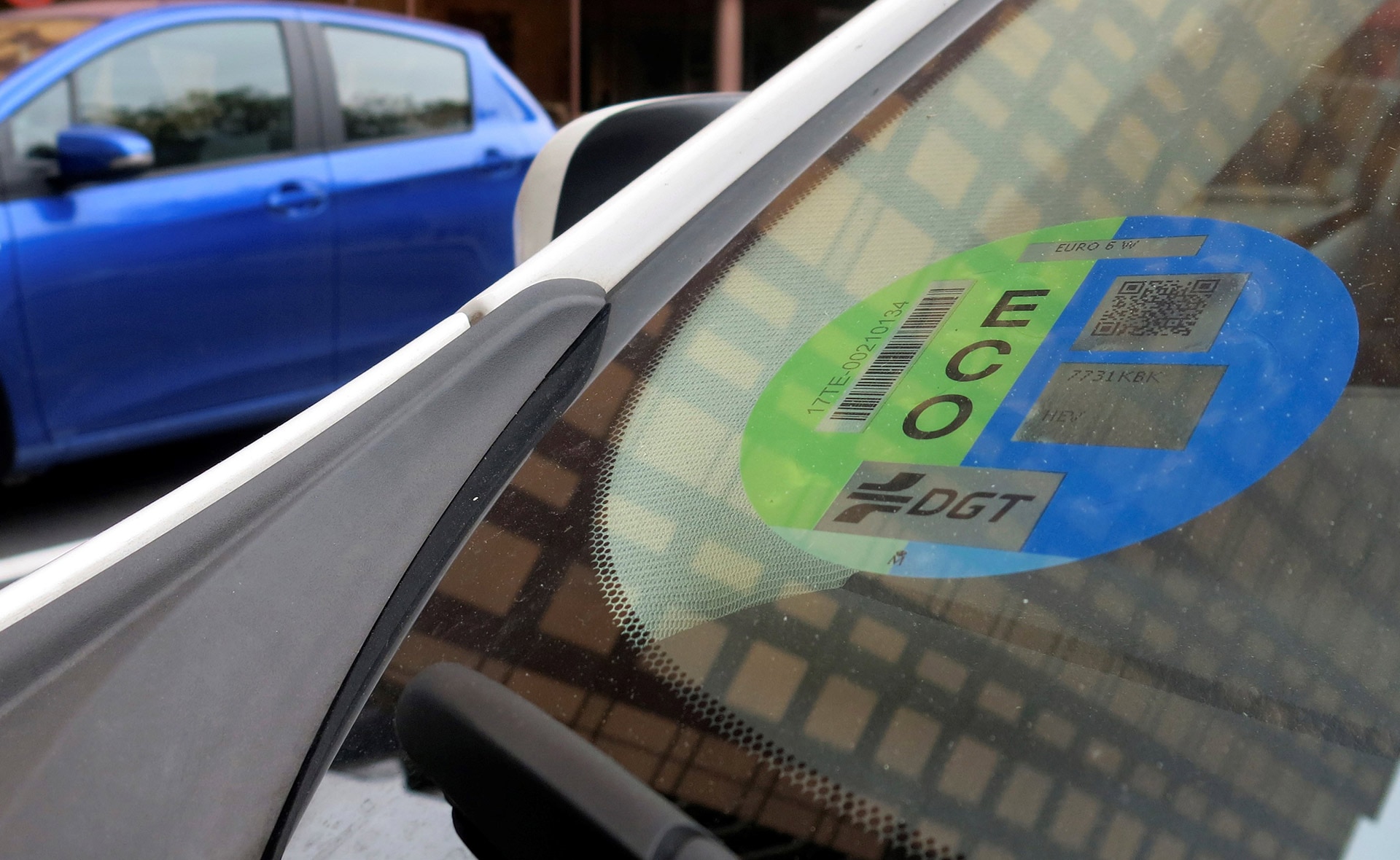 BBVA-nueva-etiqueta-coches-electricos-apertura-sostenibilidad-transporte-movilidad-desplazamiento- BBVA-nueva-etiqueta-coches-electricos-apertura-sostenibilidad-transporte-movilidad-desplazamiento-