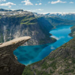 noruega-río-paisaje-naturaleza-país-montañas-respirar-relax-montañismo-vegetación-