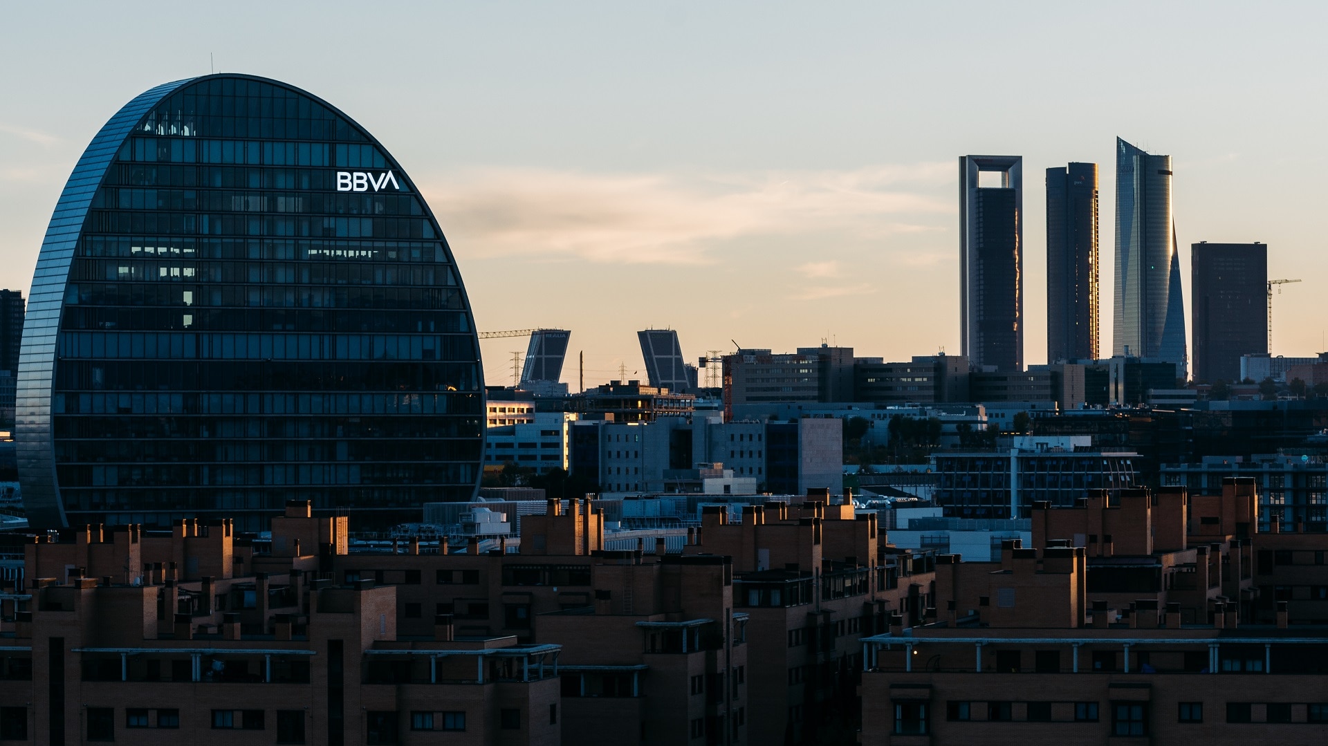 planeta-bbva-sostenibilidad-medioambiente-vela-cuatro-torres-Madrid-torresquio