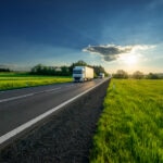 BBVA-backhaul-interior-proceso-mercancia-carga-remolque-carretera-camiones