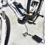 BBVA-bateria-bici-electrica-bicicleta-deporte-ciudad-movilidad-sostenible