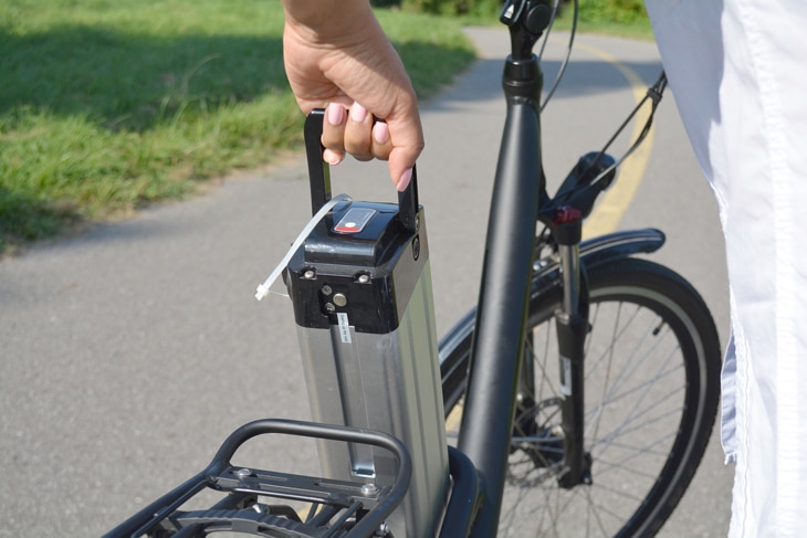 Bicicleta eléctrica de largo alcance con batería de litio de 48V 30Ah