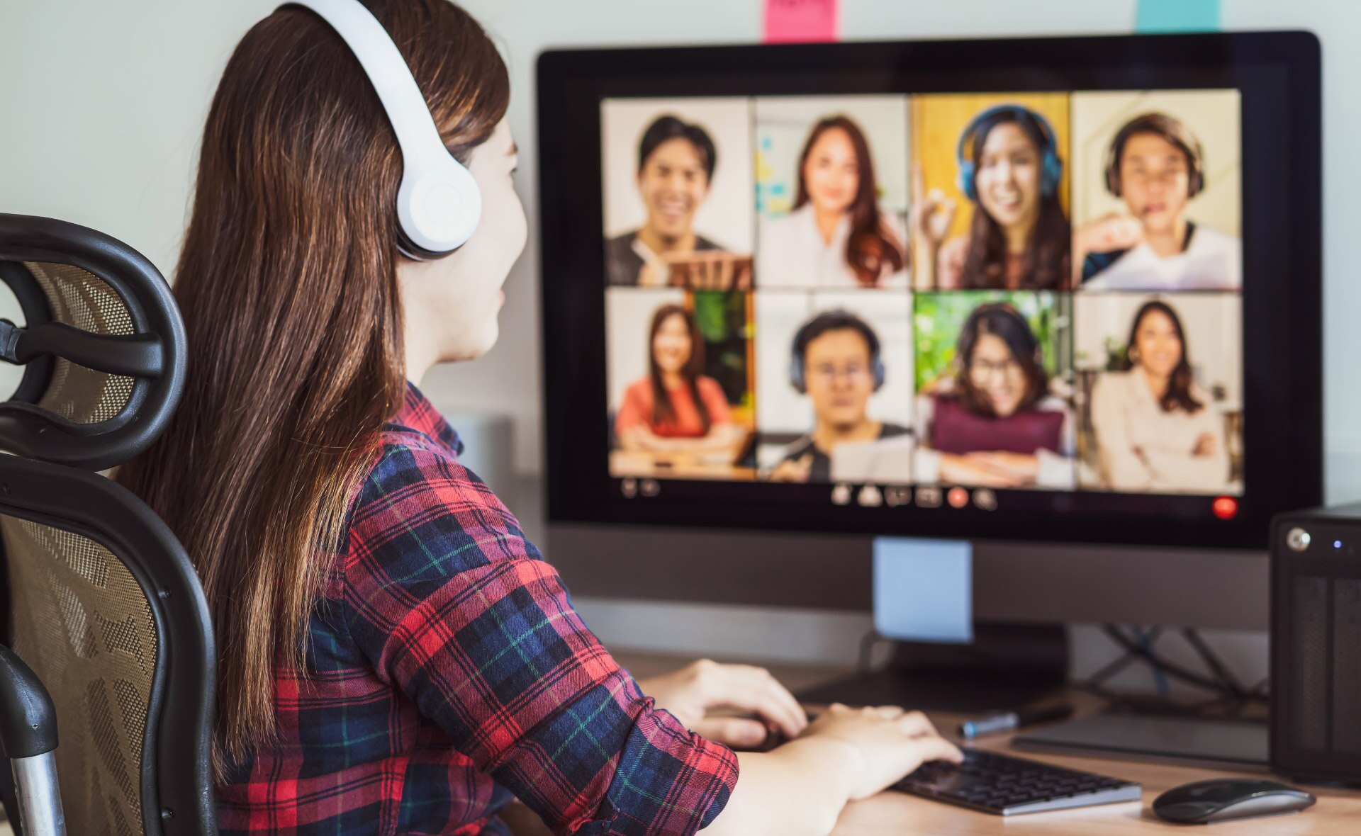 Mil estudiantes de seis países podrán ganar programas formativos de hasta €5.000 a través del Hackathon organizado por BBVA y ESIC BBVA_hackaton_formativa-esic