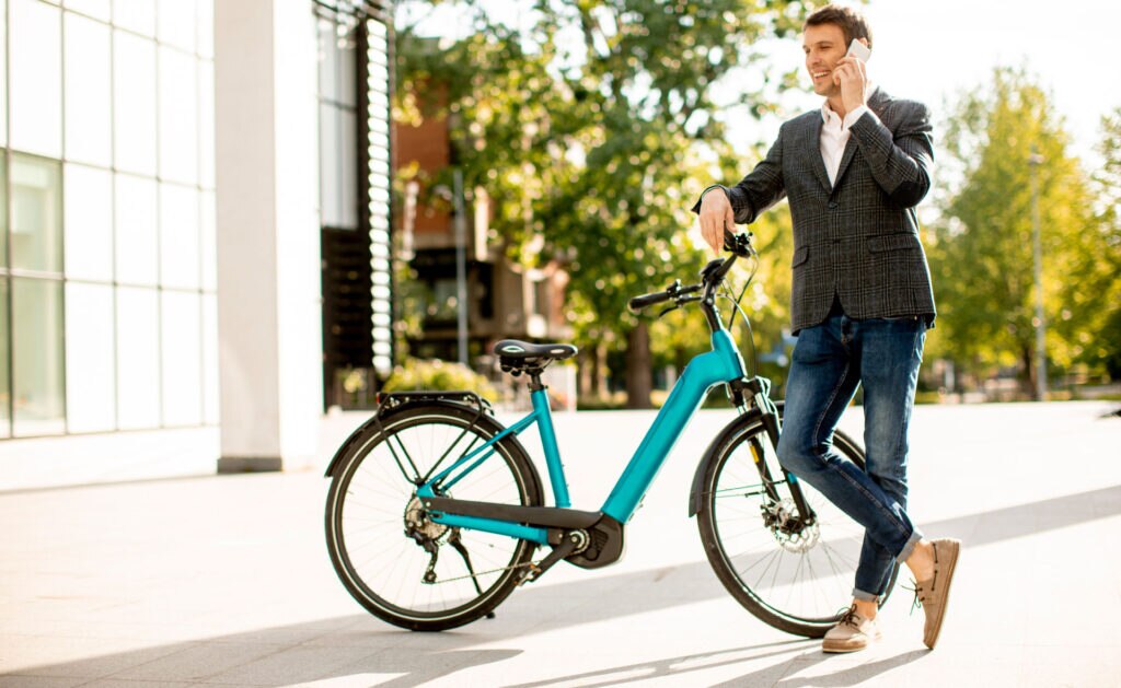 bicicletas_electricas_transporte-movilidad-verde-sostenibilidad-patinete-ruedas bicicletas_electricas_transporte-movilidad-verde-sostenibilidad-patinete-ruedas