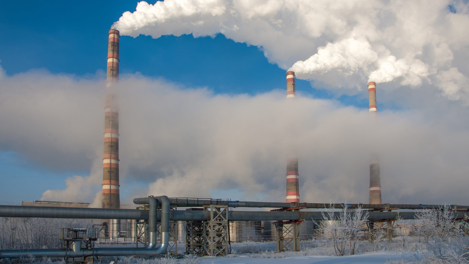cogeneracion-fabricas-gases-industrias-urbano-contaminacion-aire-energias-sostenibilidad-urbana