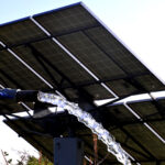 energia_fotovoltaica-sol-placas-paneles-canales-cubierta-sostenibilidad-hub-California-inicios-luz-placas