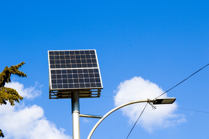 BBVA-bateria-placas-solar-energia-cargadores-electricidad-sostenibilidad-uso-sol BBVA-bateria-placas-solar-energia-cargadores-electricidad-sostenibilidad-uso-sol
