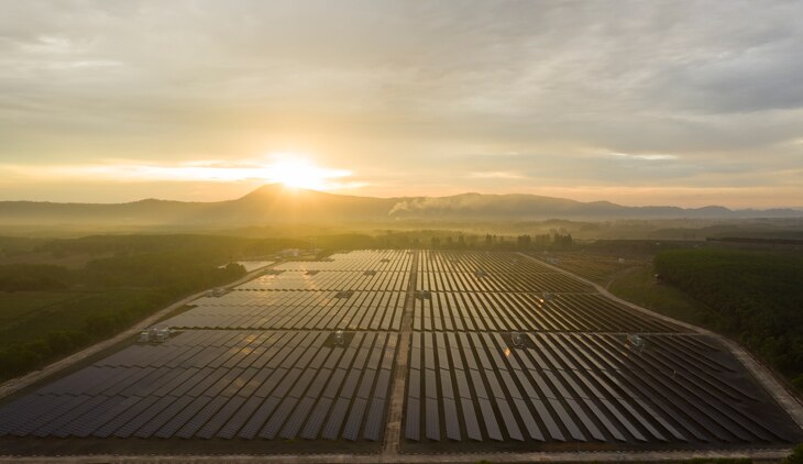 BBVA-diez-paises-transicion-energetica-placas-energia-solar BBVA-diez-paises-transicion-energetica-placas-energia-solar