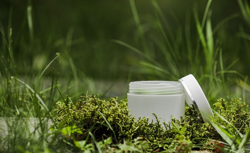 packaging_ecologicos-almacenaje-cajas-residuos-gestion-reciclaje-cuidado-planeta