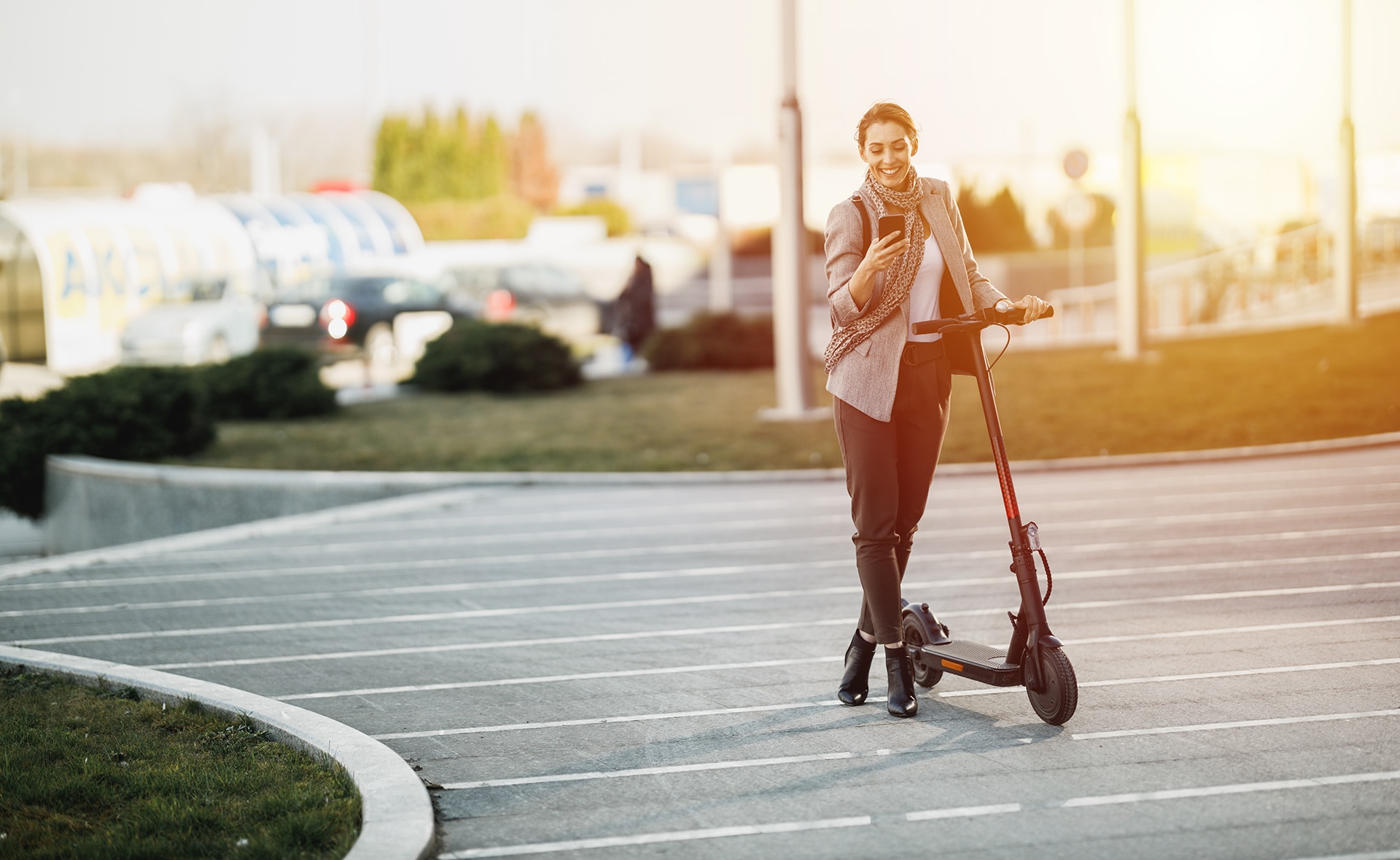 BBVA-patinete-electrico-movilidad-sostenibilidad-transporte BBVA-patinete-electrico-movilidad-sostenibilidad-transporte